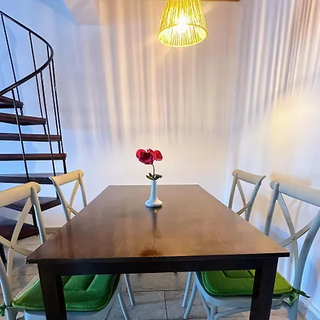 Seafront Escape In Latchi Polis